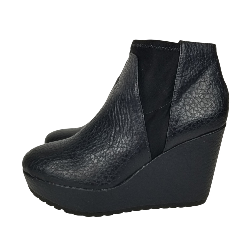 Simply Vera Vera Wang Dark Blue Vegan Leather Kline Ink Platform Wedge Boot